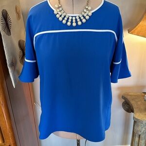 ALFANI SHORT FLARED SLEEVE BLOUSE/TOP in Cobalt Blue Breeze With White P…